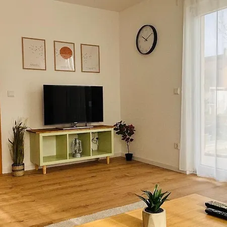 Triple-a - Near Stuttgart And Karlsruhe Apartment